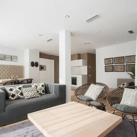 Apartment Mercado De Colon *